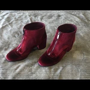 Circus by Sam Edelman Velvet ZIP Booties